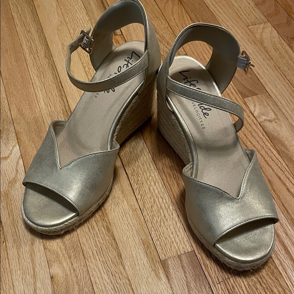 Lifestride metallic wedges